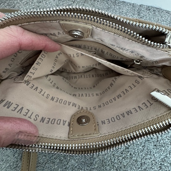 Steve madden bmoana-quilted-crossbody-bag In sandstorm Adjustable - Picture 5 of 11